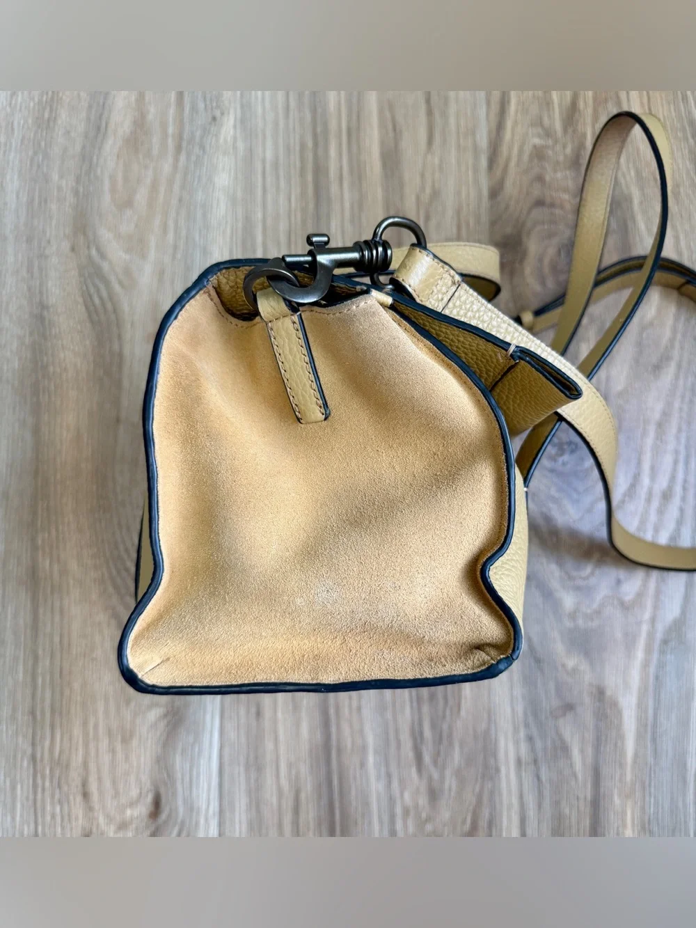 Liebeskind Berlin Trudie XS Pebbled Leather Satchel Crossbody Bag Curry